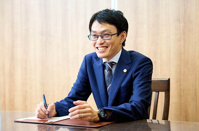 お気持ちに沿った具体的な解決策をご提案いたします 弁護士 今村 雄人